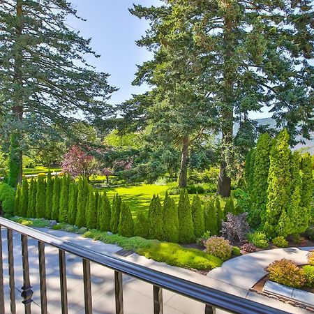 Columbia Cliff Villas Hood River Exterior photo