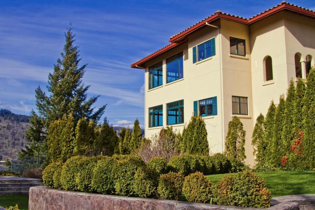 Columbia Cliff Villas Hood River Exterior photo