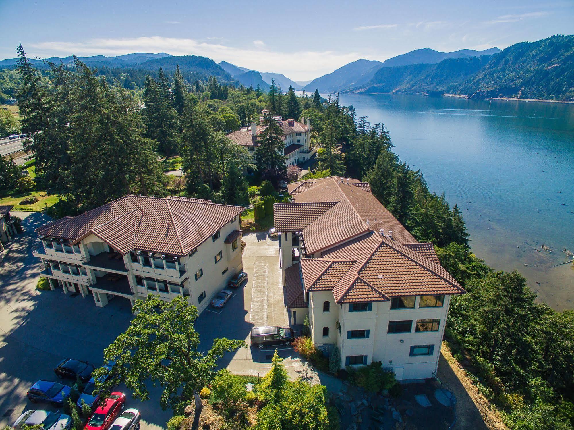 Columbia Cliff Villas Hood River Exterior photo